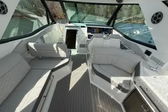 Thumbnail von Sea Ray Sundancer 320