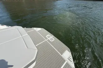 Thumbnail von Sea Ray Sundancer 320