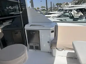 Thumbnail von Cruisers Yachts 450 CANTIUS