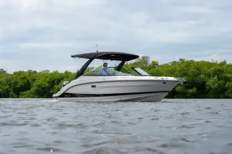 Sea Ray SLX 260 Outboard