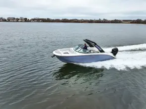 Sea Ray SDX 270 Outboard