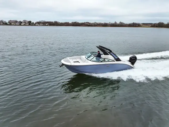 Sea Ray SDX 270 Outboard