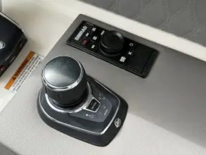 Thumbnail von Sea Ray SLX 310 Outboard