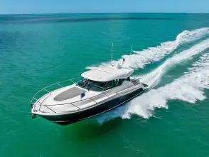 Thumbnail von Tiara Yachts C44 SOUTHWIND