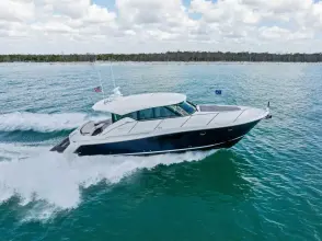 Thumbnail von Tiara Yachts C44 SOUTHWIND