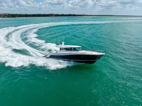 Thumbnail von Tiara Yachts C44 SOUTHWIND