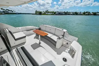 Thumbnail von Tiara Yachts C44 SOUTHWIND