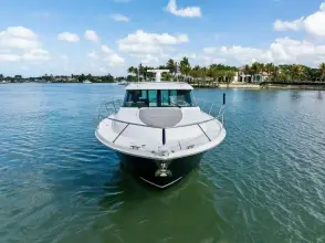 Thumbnail von Tiara Yachts C44 SOUTHWIND
