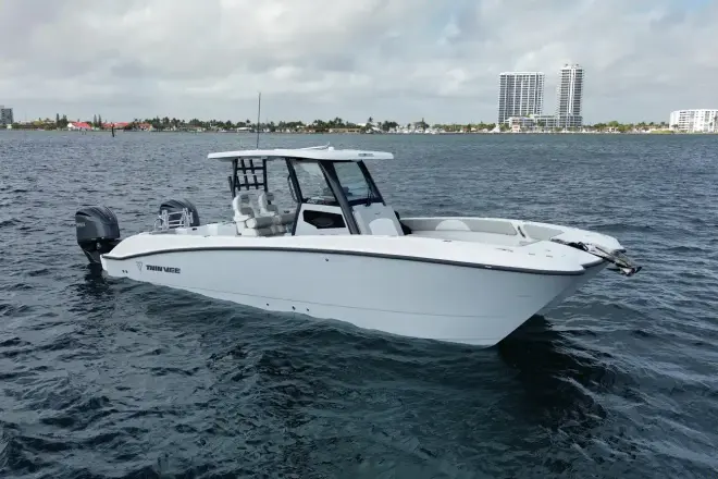 Twin Vee 280 GFX2 CC