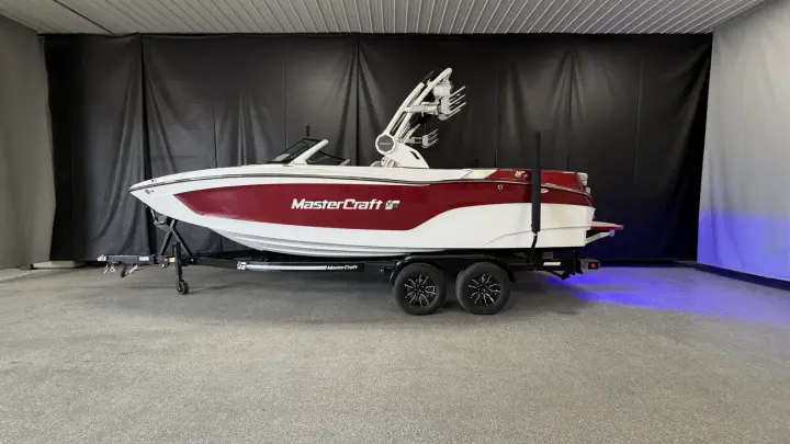 MasterCraft XT22
