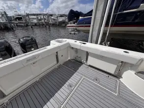 Thumbnail von Boston Whaler 315 Conquest