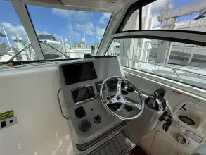 Thumbnail von Boston Whaler 315 Conquest