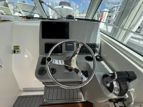 Thumbnail von Boston Whaler 315 Conquest