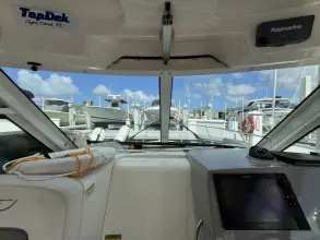 Thumbnail von Boston Whaler 315 Conquest