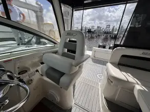 Thumbnail von Boston Whaler 315 Conquest