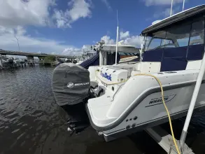 Thumbnail von Boston Whaler 315 Conquest