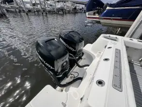 Thumbnail von Boston Whaler 315 Conquest