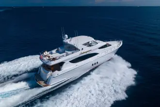 Thumbnail von Hatteras 80 Enclosed Bridge Skylounge OUTRAGEOUS