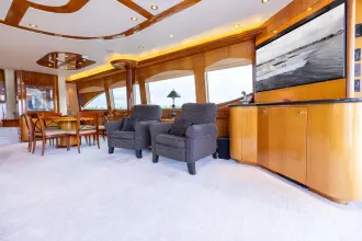 Thumbnail von Hatteras 80 Enclosed Bridge Skylounge OUTRAGEOUS