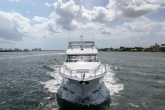 Thumbnail von Hatteras 80 Enclosed Bridge Skylounge OUTRAGEOUS