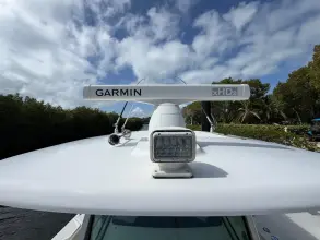 Thumbnail von Boston Whaler 350 Outrage