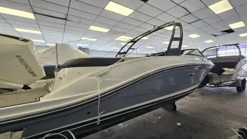 Thumbnail von Sea Ray SPX 210 Outboard