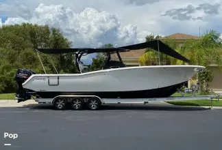 Tidewater Boats 320 CC Adventure