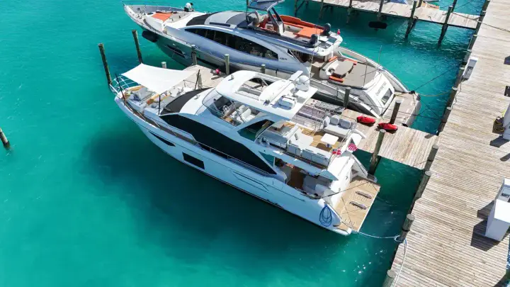 Azimut 60 Fly