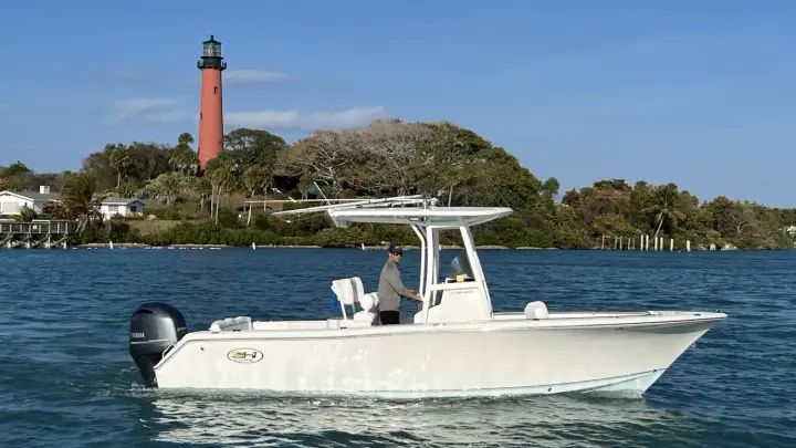 Sea Hunt Ultra 234