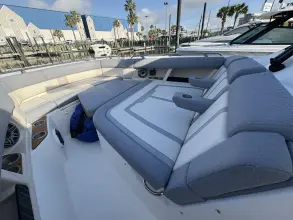 Thumbnail von Boston Whaler 350 Realm