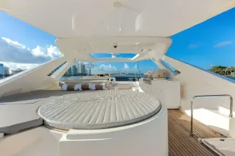 Thumbnail von Ferretti Yachts 870 Lady Nelly