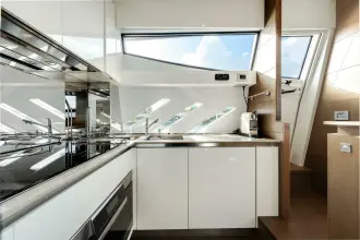 Thumbnail von Ferretti Yachts 870 Lady Nelly