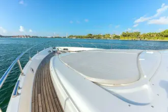 Thumbnail von Ferretti Yachts 870 Lady Nelly