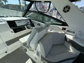 Thumbnail von Sea Ray 32 DA OB