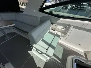 Thumbnail von Sea Ray 32 DA OB