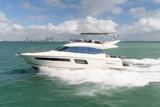 Prestige 550 Fly