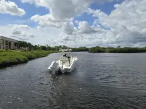 Thumbnail von Boston Whaler 250 Dauntless