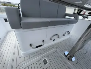 Thumbnail von Cruisers Yachts 38 VTR
