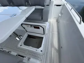 Thumbnail von Cruisers Yachts 38 VTR