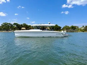 Thumbnail von Cruisers Yachts 38 VTR