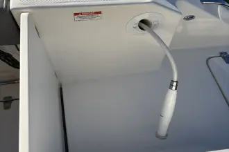 Thumbnail von Boston Whaler 330R