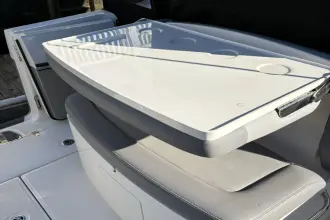Thumbnail von Boston Whaler 330R