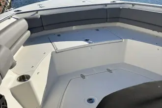 Thumbnail von Boston Whaler 330R