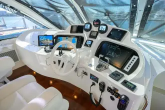 Thumbnail von Lazzara Yachts 68 Fly Time Off V
