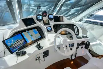 Thumbnail von Lazzara Yachts 68 Fly Time Off V