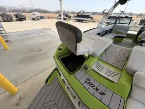 Thumbnail von Malibu Wakesetter 24 MXZ
