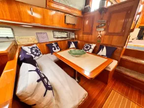 Thumbnail von Overseas PT52 COCKPIT MOTORYACHT Wine Knot