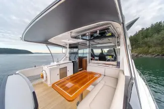 Thumbnail von Riviera 64 Sports Motor Yacht -