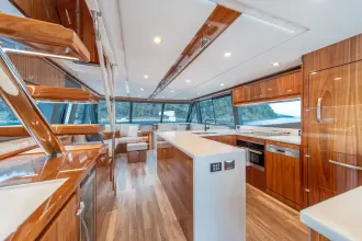 Thumbnail von Riviera 64 Sports Motor Yacht -