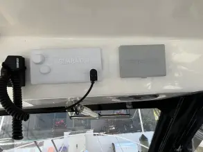 Thumbnail von Boston Whaler 325 Conquest